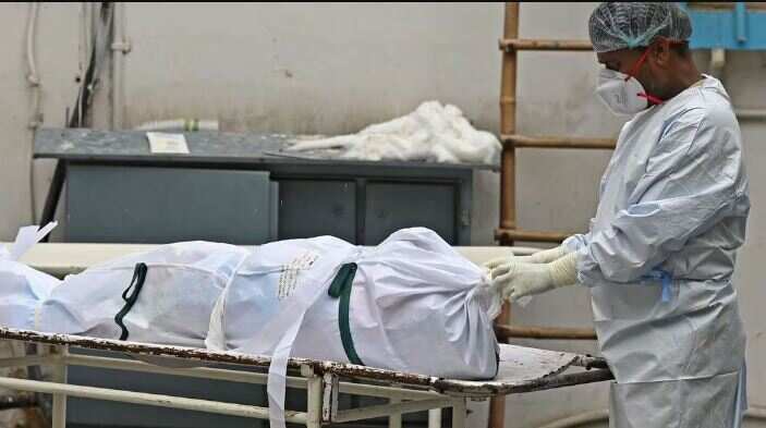 அட கொடுமையே... சேட்டன்களின் மூளையை உலகமே வியக்குது... பிணங்களை விற்று ரூ3.66 கோடி வருமானம் பார்த்த கேரள அரசு!