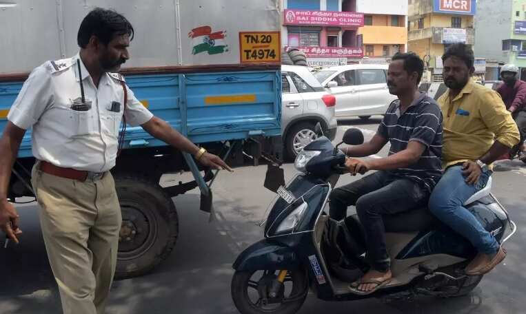 மக்களே உஷார்.. இனி அபராதம்தான் ! காவல்துறை அதிரடி !!