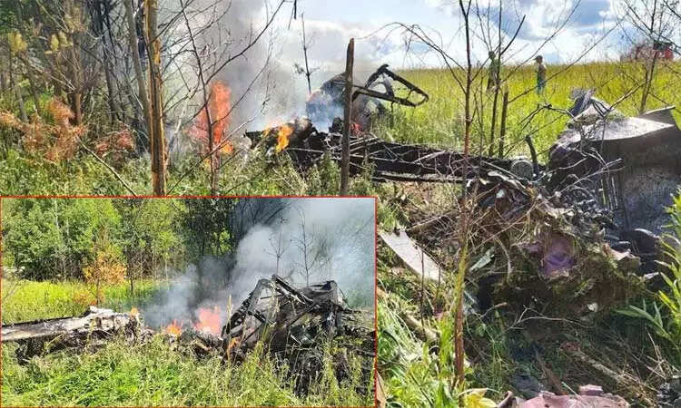 தொடரும் சோகம்... சிறிய ரக விமானம் விழுந்து 4 பேர் பலி!