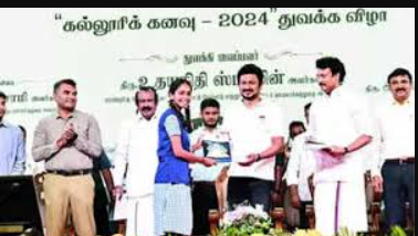 இன்று முதல் தமிழகம் முழுவதும் “கல்லூரிக் கனவு” ... உயர்கல்விக்கு வழிகாட்டும் நிகழ்ச்சி!
