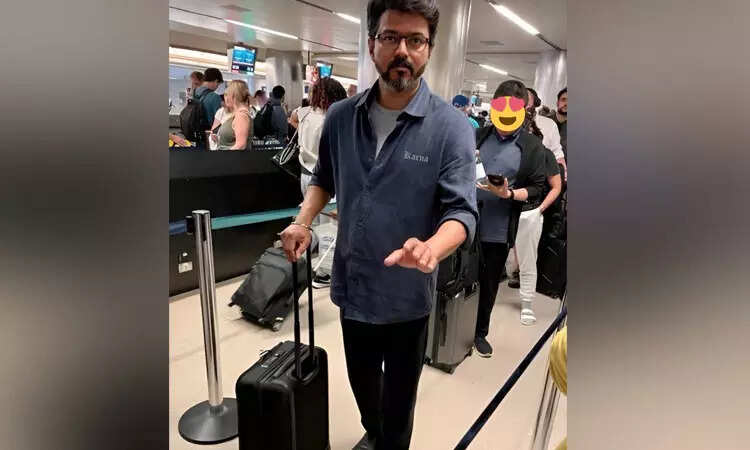 அமெரிக்காவில் நடிகர் விஜய்..!! வைரலாகும் புகைப்படம்!!