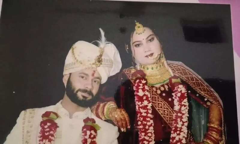 யார்கிட்டயும் பேசக்கூடாது … ஆத்திரத்தில் காபியில் விஷம் கொடுத்து கணவனை கொலை செய்த மனைவி!