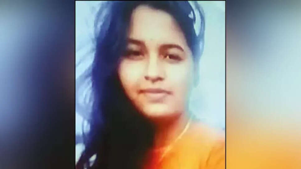 இளம்பெண் செல்ஃபி தற்கொலை