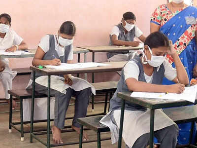 இன்று முதல் பொது இடங்களில், பள்ளி, கல்லூரிகளில் மாஸ்க் கட்டாயம்! புதுவையில் உத்தரவு!