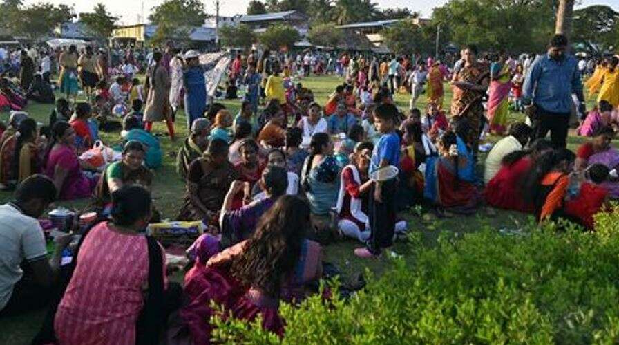 காணும் பொங்கல்: தமிழகம் முழுவதும் முக்கிய இடங்களில் மருத்துவ முகாம்கள்... தயார் நிலையில் 1000 ஆம்புலன்ஸ்கள்!