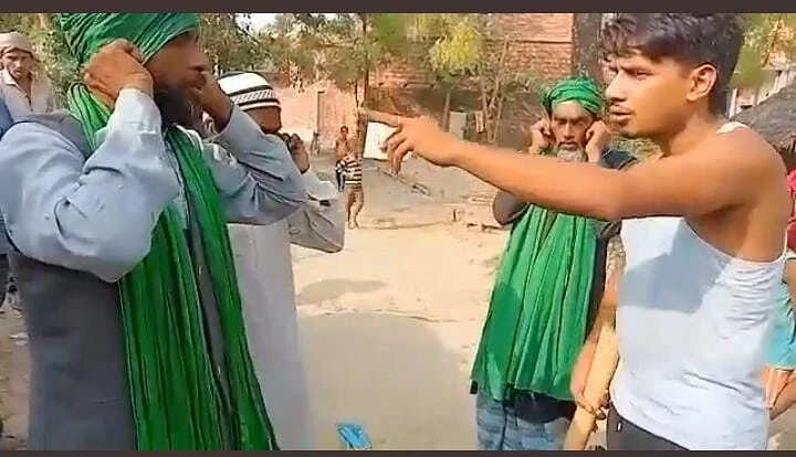 ஜெய்ஸ்ரீராம் சொல்லிக்கொண்டே தோப்புக்கரணம் போடும் இஸ்லாமியர்கள் !! வைரலாகும் வீடியோ!!