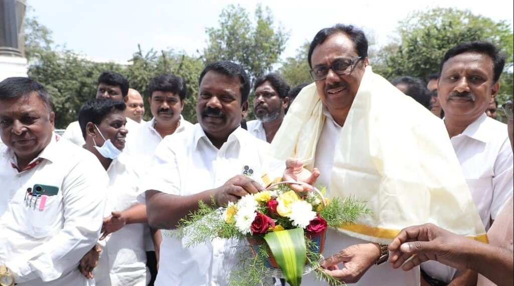 ஈவிகேஎஸ் இளங்கோவன் மறைவு... காங்கிரஸ் தலைவர் செல்வப்பெருந்தகை இரங்கல்!