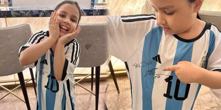 தோனி மகளுக்கு ஜெர்ஸி!! மெஸ்ஸியின் ஸ்பெஷல் கிப்ட்!! வைரலாகும் இன்ஸ்டா!!