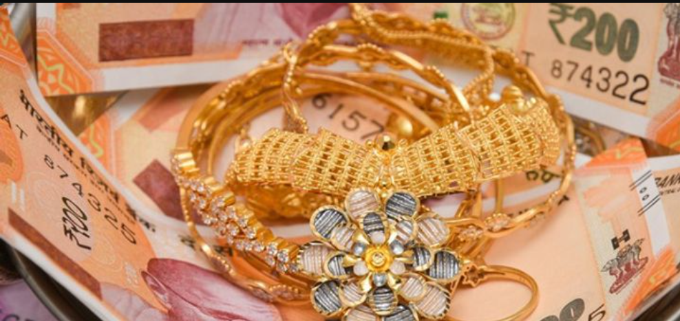 கூட்டுறவு வங்கிகளில் நகைக்கடன் ஒரு கிராமுக்கு ரூ.7,000/-!