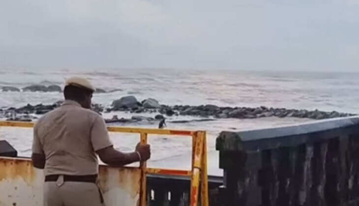 கன்னியாகுமரி குமரி கடற்கரை கடற்சீற்றம்