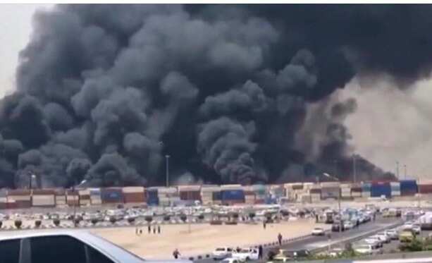 பகீர் சிசிடிவி காட்சிகள்... துறைமுக வெடி விபத்தில் பலி எண்ணிக்கை 25 ஆக உயர்வு... 750 பேர் காயம்!