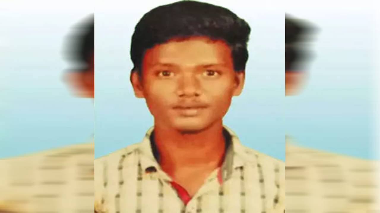 என்ஜியரிங் மாணவர் தூக்கிட்டு தற்கொலை!! ஆன்லைன் கேம் மோகத்தால் விபரீதம்!!