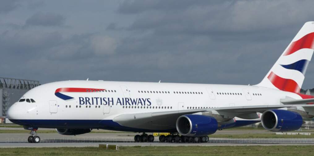 போதிய பயணிகள் இல்லாமல் 4 விமானங்கள் திடீர் ரத்து... பயணிகள் கடும அவதி!