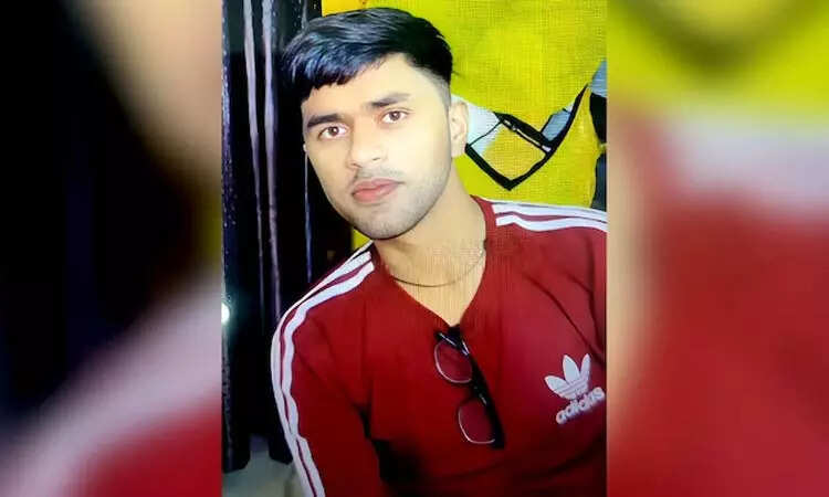 அம்மா அப்பா என்னை மன்னிச்சிடுங்க... நீட் தேர்வுக்குத் தயாரான மாணவர் கடிதம் எழுதி தற்கொலை !