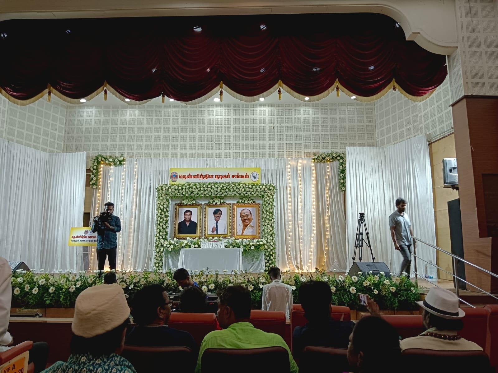 இன்று மாலை இயக்குநர், நடிகர் மனோபாலாவிற்கு நினைவேந்தல் நிகழ்ச்சி... ஒன்று கூடுமா திரையுலகம்?!