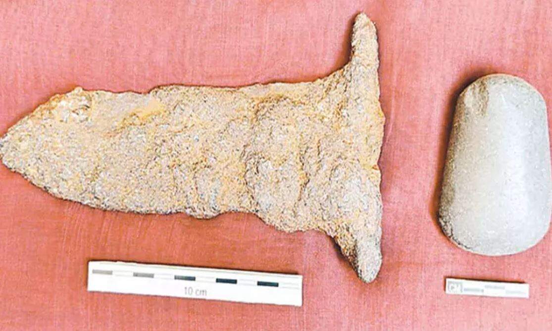 தென்பெண்ணை ஆற்றில் 5,000 ஆண்டுகள் பழமையான கைக்கோடரி கண்டெடுப்பு!