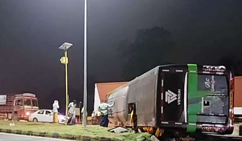 ஆம்னி பேருந்து கவிழ்ந்து கோர விபத்து: வாலிபர் பலி; 10 பேர் மருத்துவமனையில் அனுமதி!