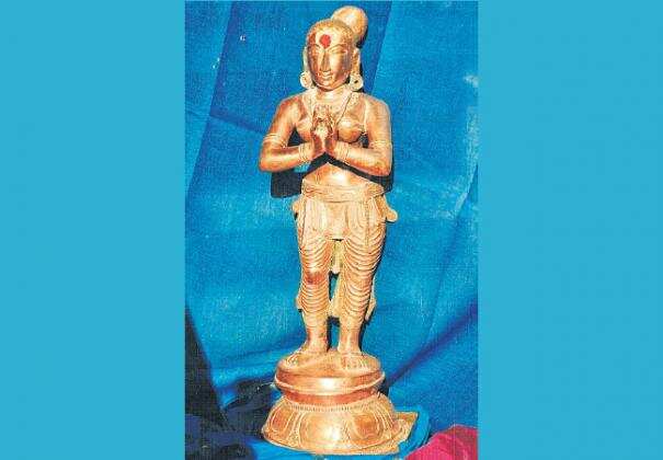 அமெரிக்காவில் சோழப் பேரரசின் ராஜமாதா செம்பியன் மாதேவி சிலை?! விரைவில் இந்தியா கொண்டுவர நடவடிக்கை!!