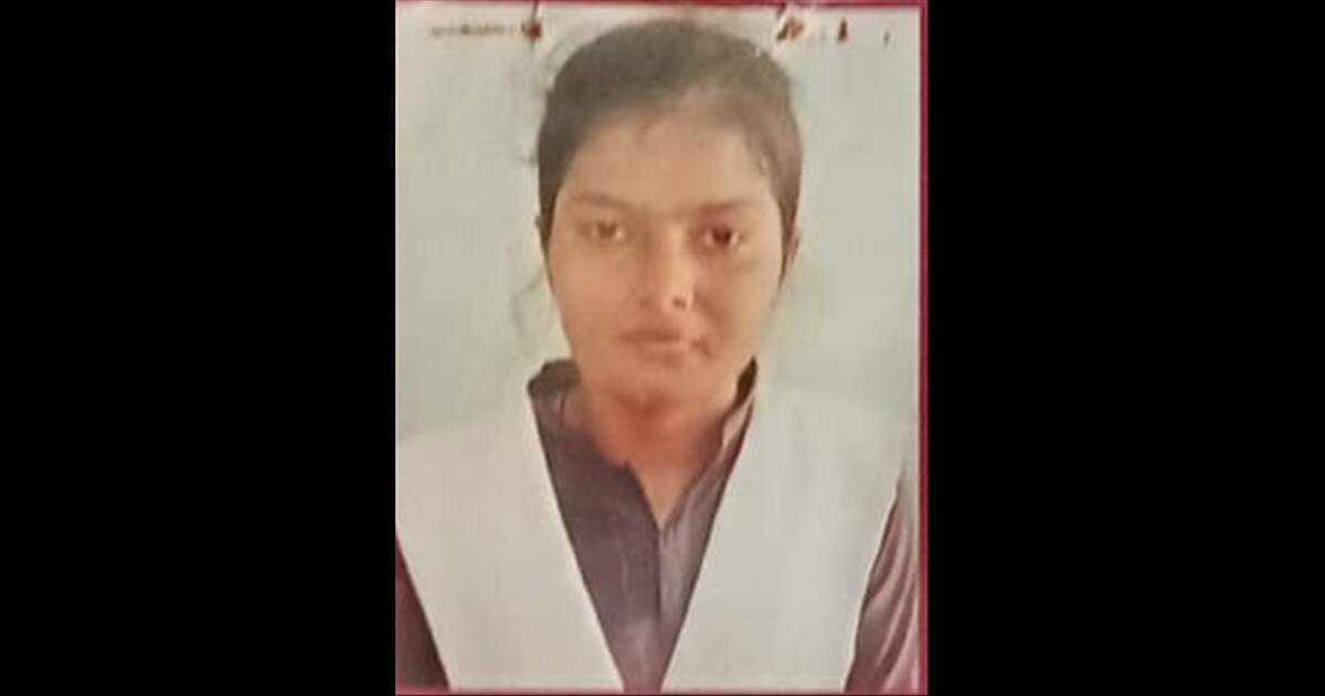 நினைச்ச மார்க் வரல... 600க்கு 572 மதிப்பெண் எடுத்த பள்ளி மாணவி தற்கொலை.!