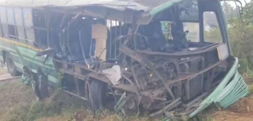 லாரி மீது அரசு பேருந்து மோதி பயங்கர விபத்து.. ஒருவர் பலி.. 16 பேர் படுகாயம்!