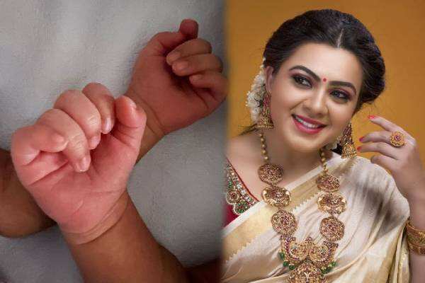 வாவ்.. இரட்டை குழந்தை பிறந்ததால் பயங்கர குஷியில் பிரபல நடிகை..!