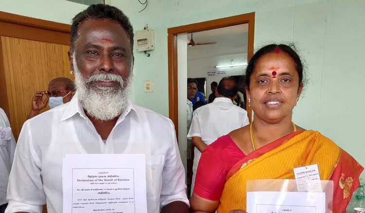 சேலத்தில் பரபரப்பு!! திமுக கவுன்சிலருக்கு அரிவாள் வெட்டு!!