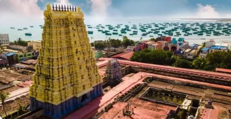கோவிலில் வரிசையில் நின்றிருந்த வடமாநில பக்தர் மயங்கி சரிந்து பலி... திருச்செந்தூரை தொடர்ந்து ராமேஸ்வரத்தில் அடுத்தடுத்து சோகம்!