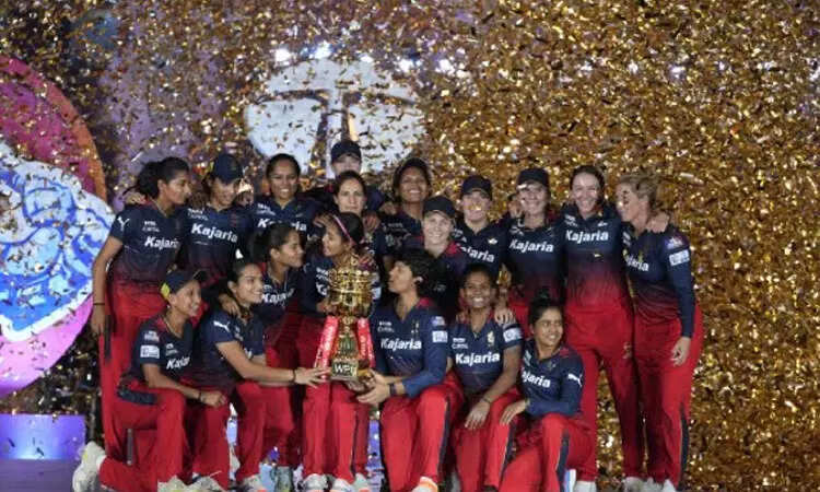 ஆர்சிபி மகளிர் அணிக்கு புதிய தலைமை பயிற்சியாளர் நியமனம்!