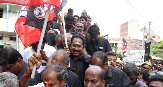 மதுரையில் பரபரப்பு... செல்லூர் ராஜூ கைது!