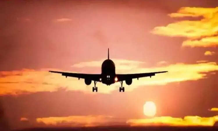 14 விமானங்களின் சேவை முற்றிலும் பாதிப்பு!! விமானப் பயணிகள் கடும் அவதி!!