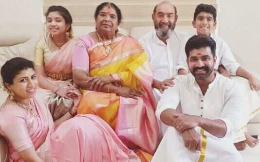 தாய் குறித்து அவதூறு வீடியோ... நடிகர் அருண் விஜய் சார்பில் கமிஷ்னர் அலுவலகத்தில் புகார்!