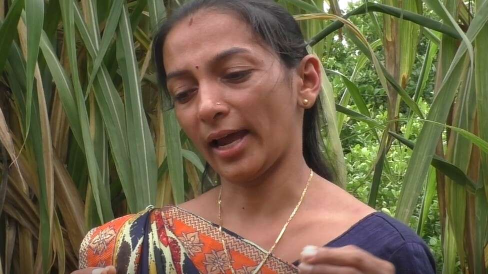 நெகிழ்ச்சி மாமியார்!! 35 வயது மகனை தத்தெடுத்து மருமகளுக்கு மறுமணம்!!