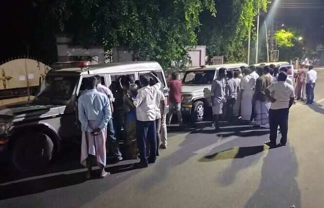 கடத்தல் வழக்கு... நாம் தமிழர் கட்சி நிர்வாகி உட்பட 8 பேர் கைது!