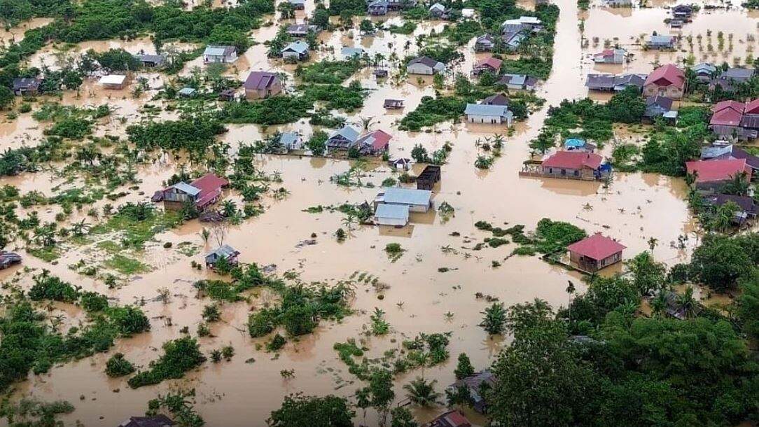 இலங்கையில் கனமழை, நிலச்சரிவு... பலி எண்ணிக்கை 40 ஆக உயர்வு... டித்வா புயலால் மேலும் அச்சம்!