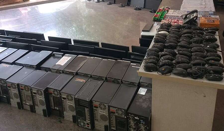 மக்களே உஷார்... போலியாக இயங்கி வந்த கால் சென்டர்கள்... 16 பேர் கைது!