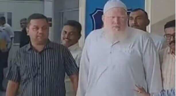 இந்து அமைப்பின் தலைவரை கொல்ல 1 கோடி கைமாற்றம்.. விசாரணையில் பெரும் அதிர்ச்சி!