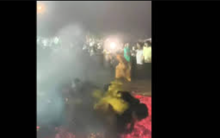 கோயில் திருவிழாவில் தீ மிதித்த போது 7 பக்தர்கள் காயம்!