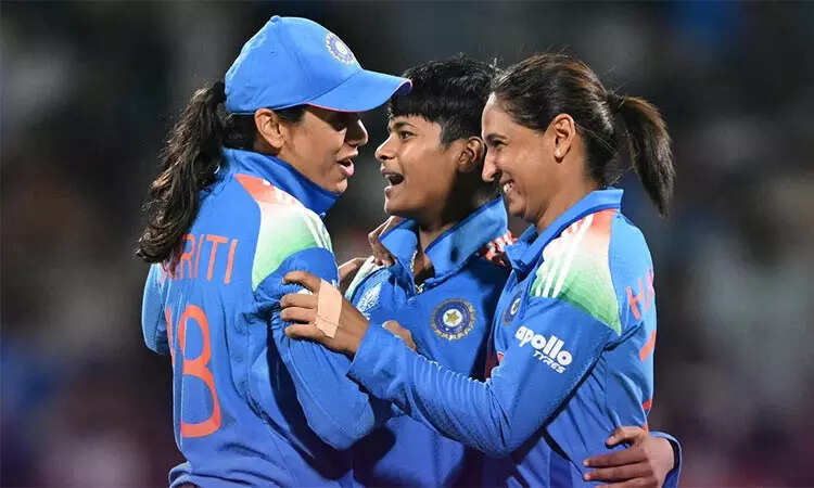 மகளிர் ஸ்மிருதி மந்தனா கிரிக்கெட்